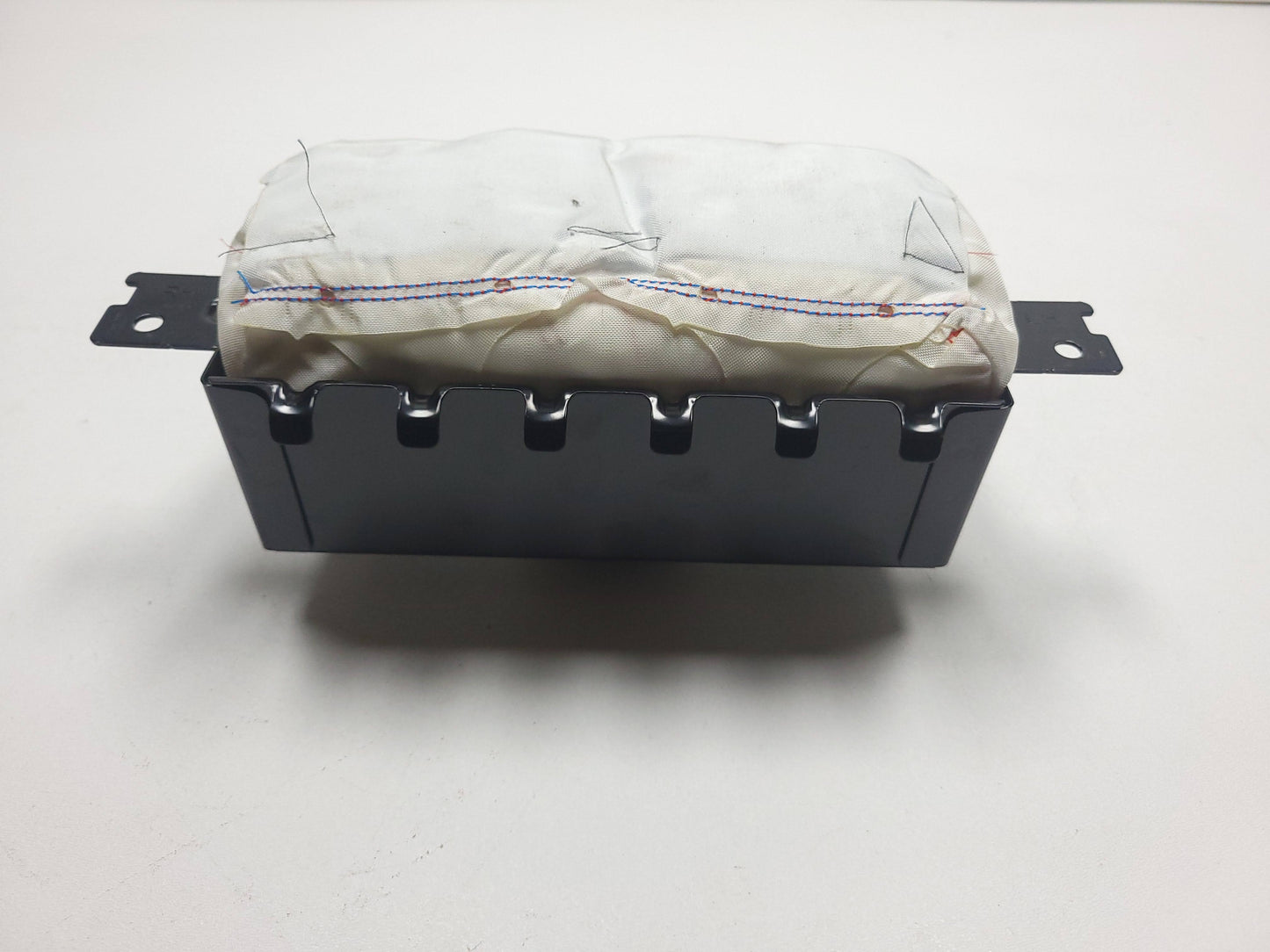 2017-2018 Hyundai Elantra Gt Dash Dashboard Air Bag SRS Airbag Right Passenger OEM