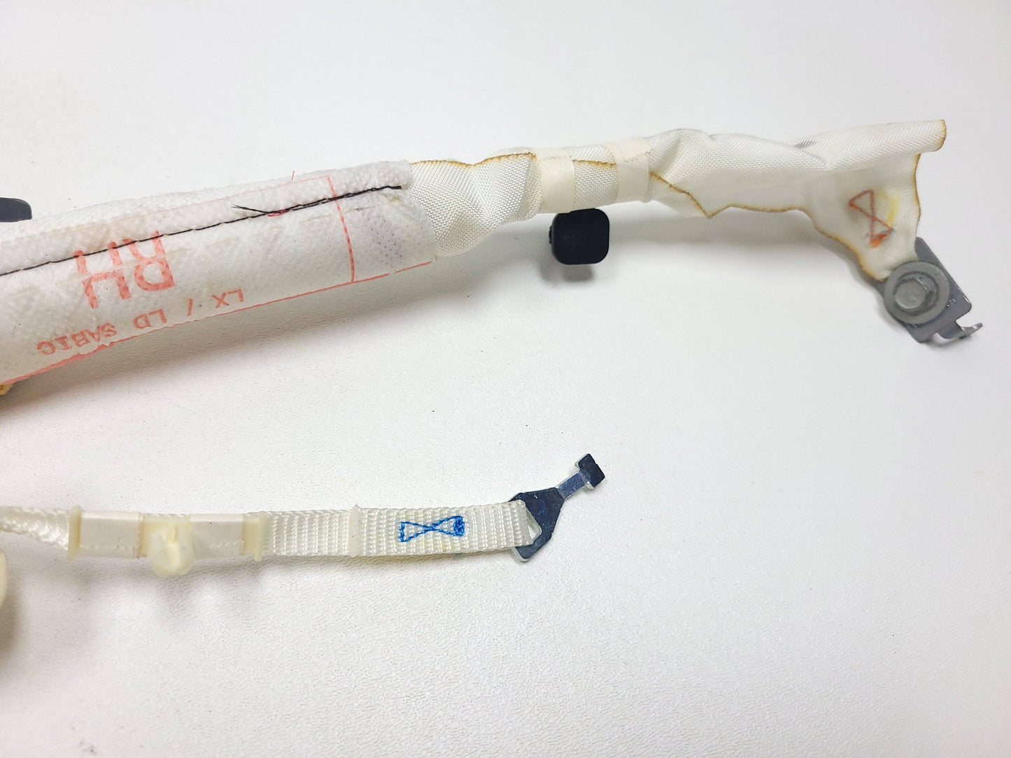 2014-2017 Chrysler 300s Curtain Air bag SRS Airbag Right Passenger Side OEM
