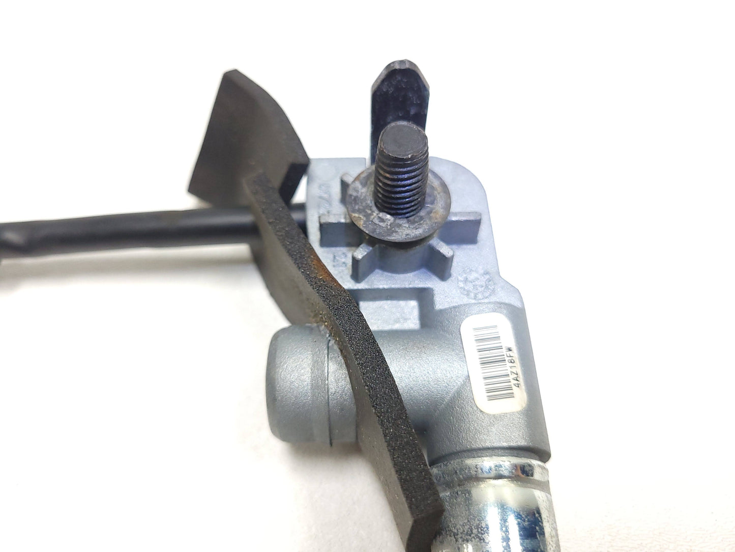 2013 2014 2015 2016 GMC Acadia Seat Belt Tensioner Passenger Side Right