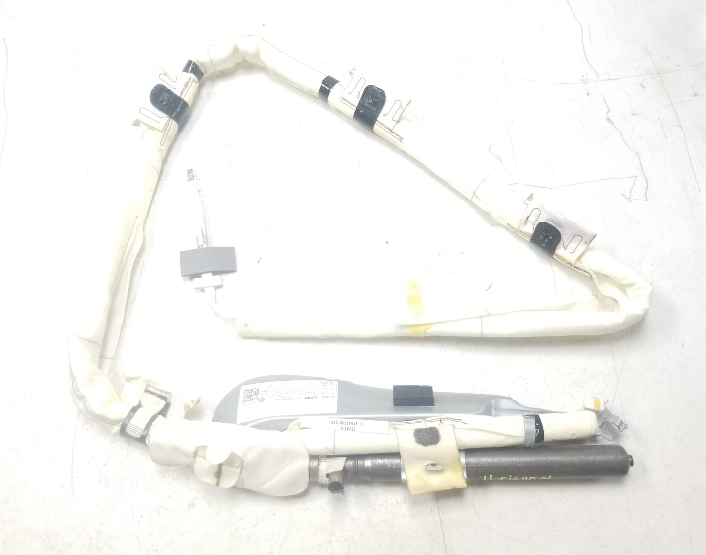 09 - 11 Volkswagen Tiguan Roof Curtain Air Bag SRS Driver Side Airbag Left OEM