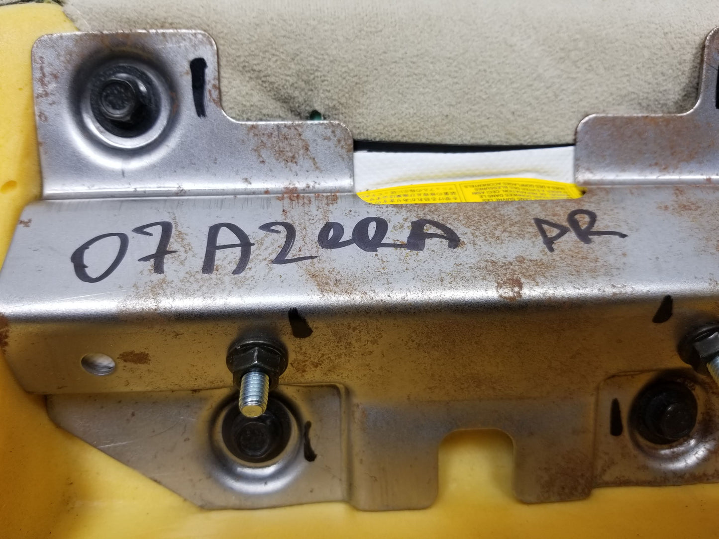 06 - 10 Hyundai Azera Rear Bolster Cushion SRS Air Bag Driver Side Left OEM