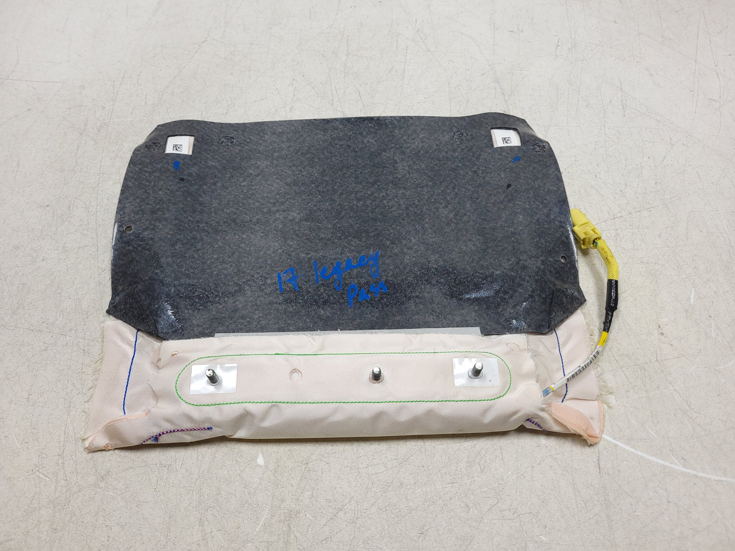 15-19 Subaru Legacy Outback Front Seat Lower Seat Air Bag SRS Airbag Right Passenger OEM