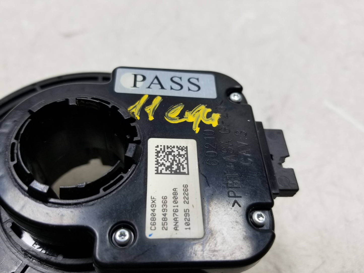 2010 2011 2012 2013 2014 2015 Chevrolet Equinox Steering Wheel Clock Spring  OEM