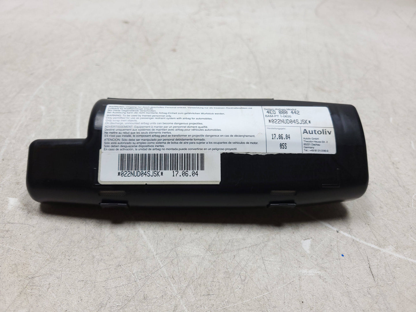 2004-2009 Audi A8 A8L Rear Air Bag SRS AirBag Passenger Side Right OEM