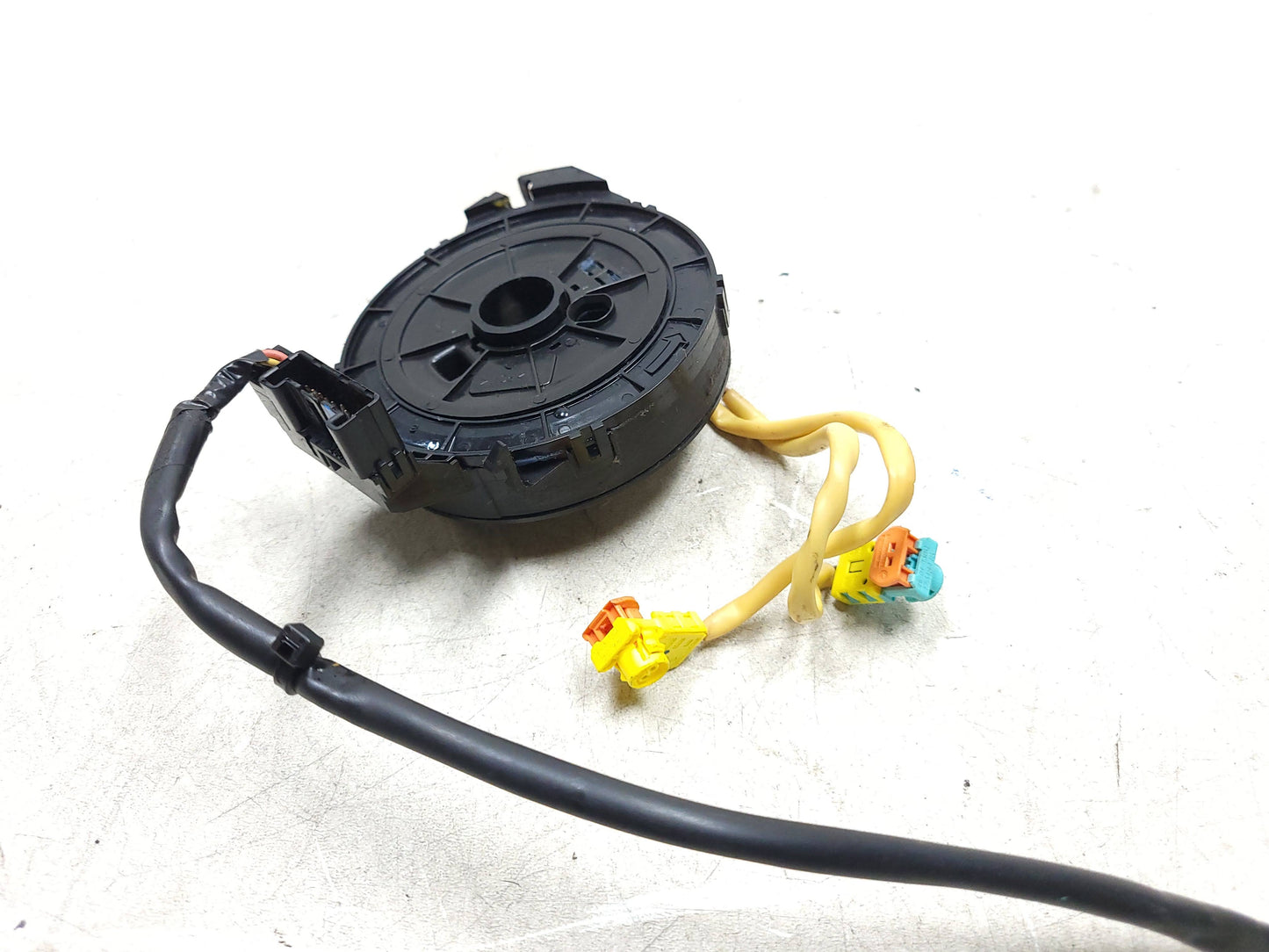 2010 - 2014 Chevrolet Suburban Clock Spring OEM