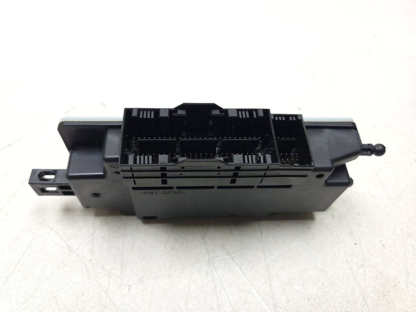 2013 - 2018 BMW 330xi F30 Airbag SRS Control Module 6837359 Sedan OEM