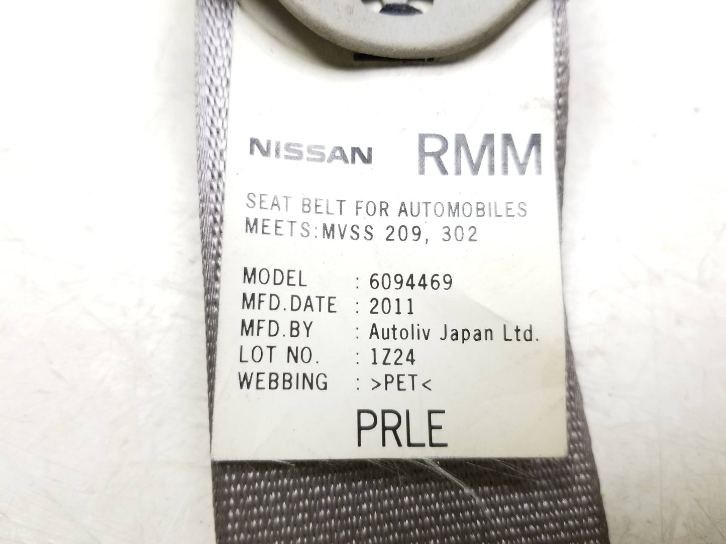 2008 - 2015 Nissan Rogue Front Right Passenger Seat Belt Retractor & Pre Tensioner OEM