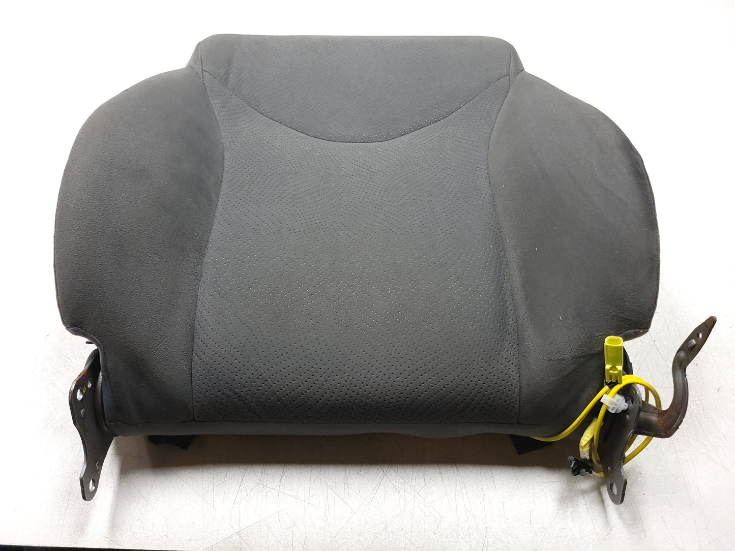 2010 2011 Toyota Prius Front Left Driver Seat Back Backrest Upper & Air Bag SRS
