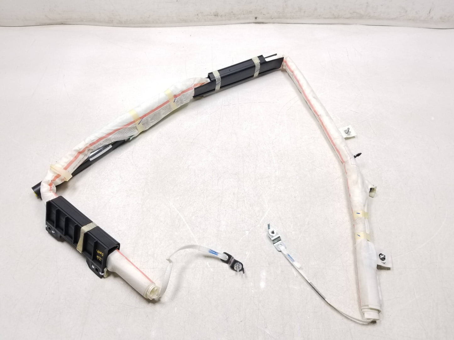 2014 - 2019 Kia Soul Curtain Air bag SRS Airbag Right Passenger Side OEM