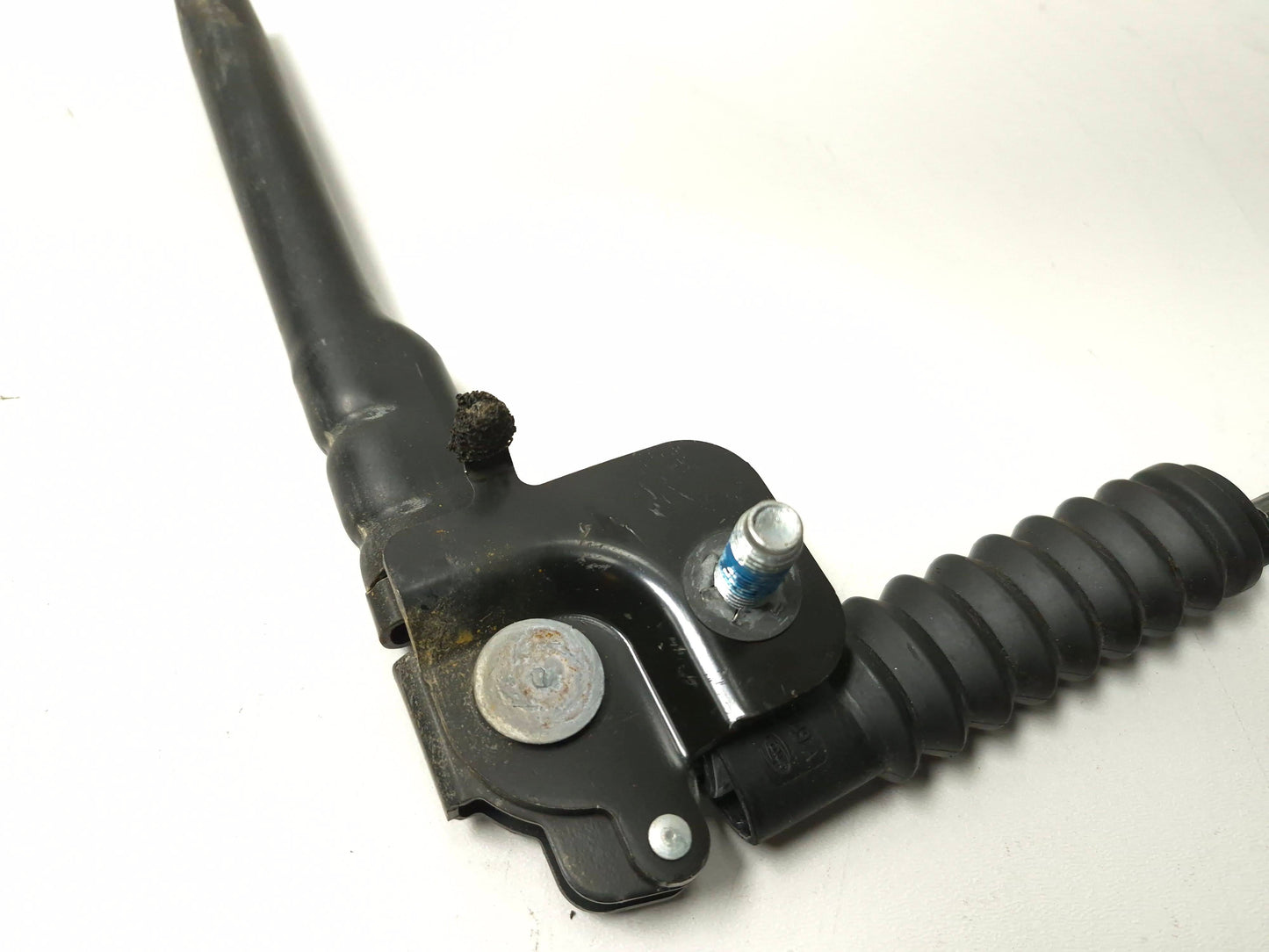 2011 - 2014 Hyundai Sonata Front Right Passenger Seat Belt Pretensioner OEM