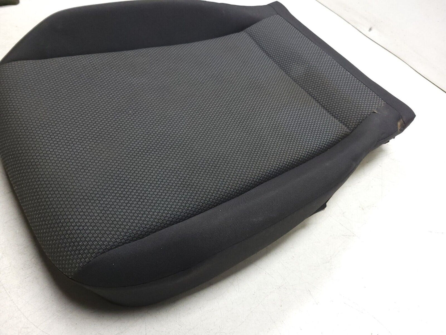2019 - 2023 Volkswagen Jetta Front Seat Cushion Bottom Lower Passenger Right OEM