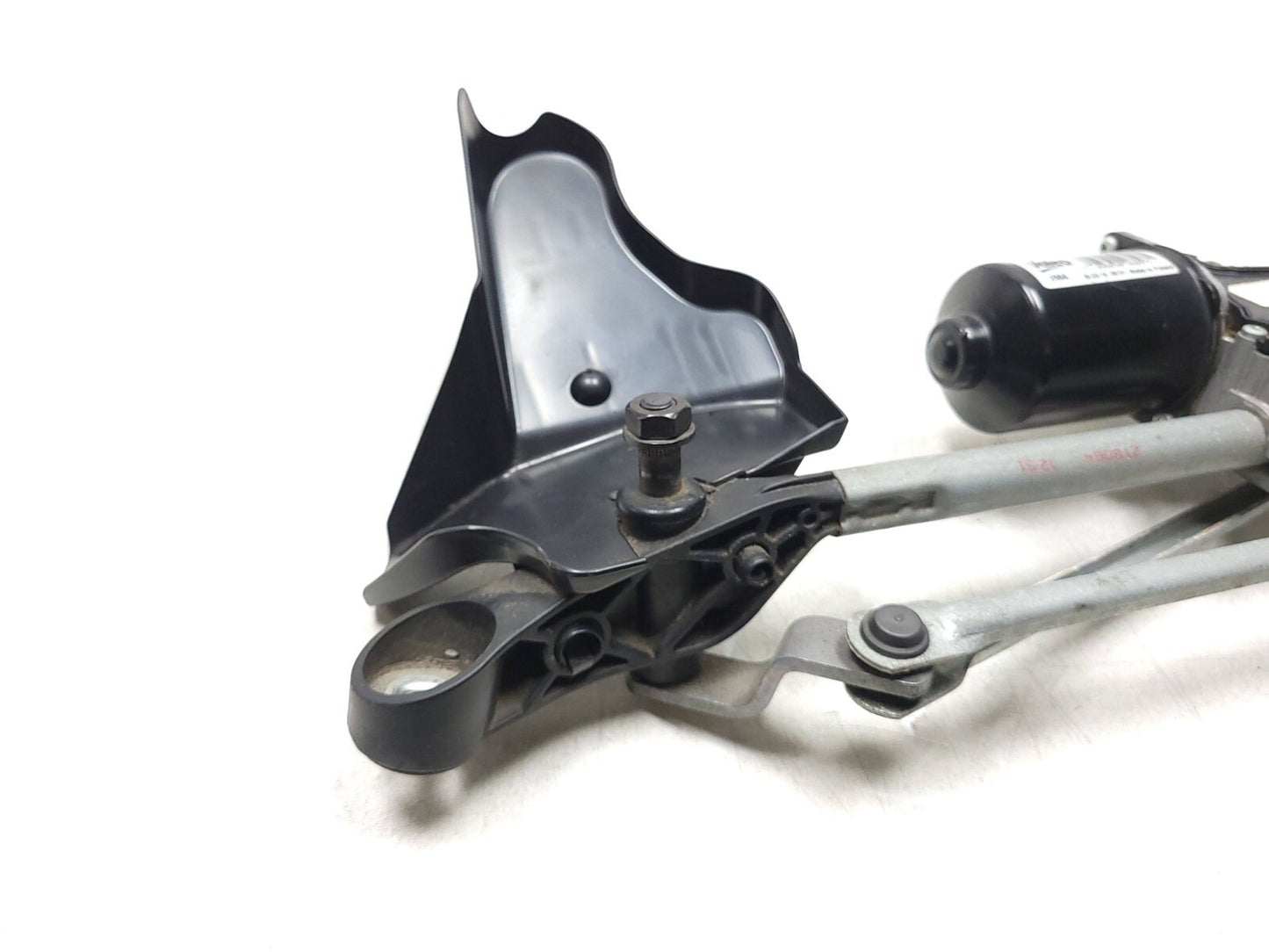 12-18 BMW 330xi F30 Windshield Wiper Motor W/ Linkage 7267503 OEM β
 76k Miles