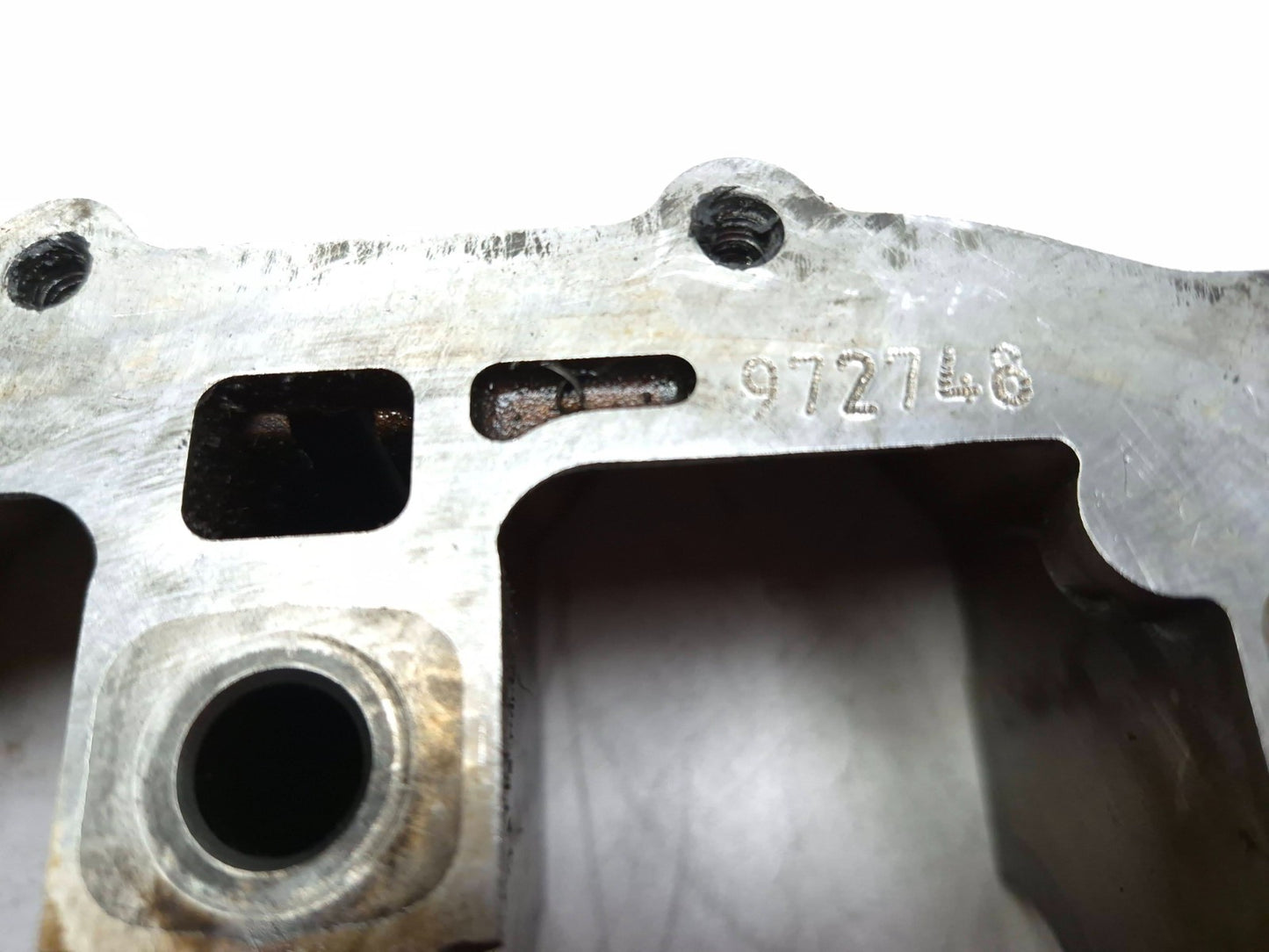 2014 Fiat 500l 1.4l Engine Crankshaft Housing 55251445 OEM