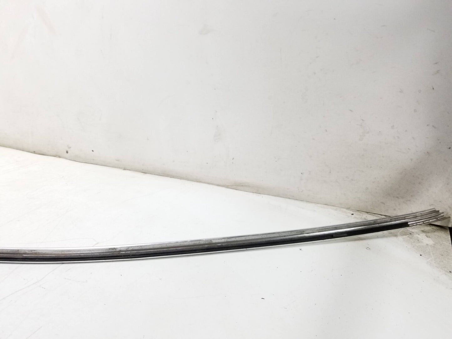 2009 - 2012 Audi Q5 Exterior Roof Trim Molding OEM