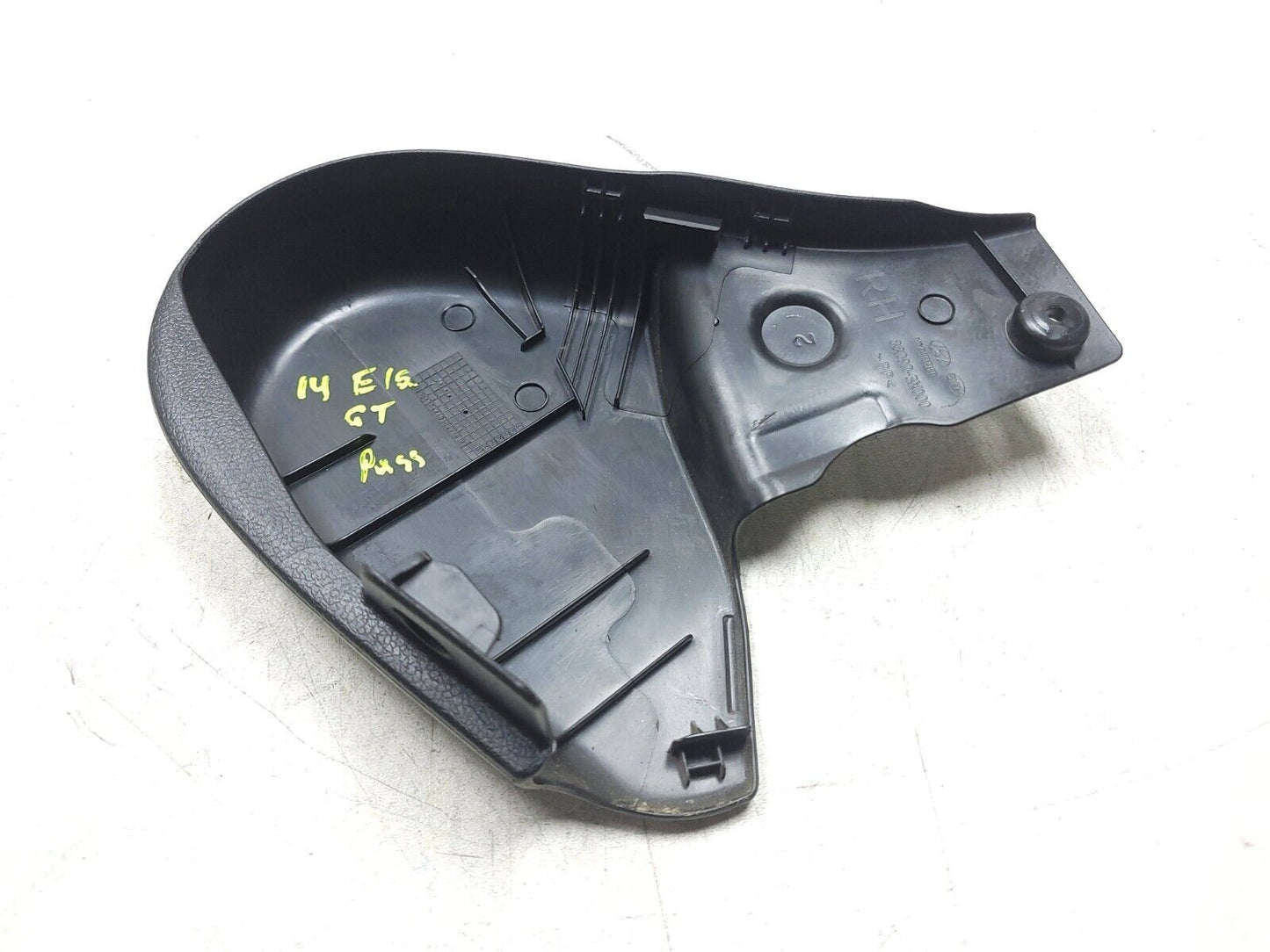 2014-2017 Hyundai Elantra Gt Front Right Passenger Seat Side Trim Cover 3pcs OEM