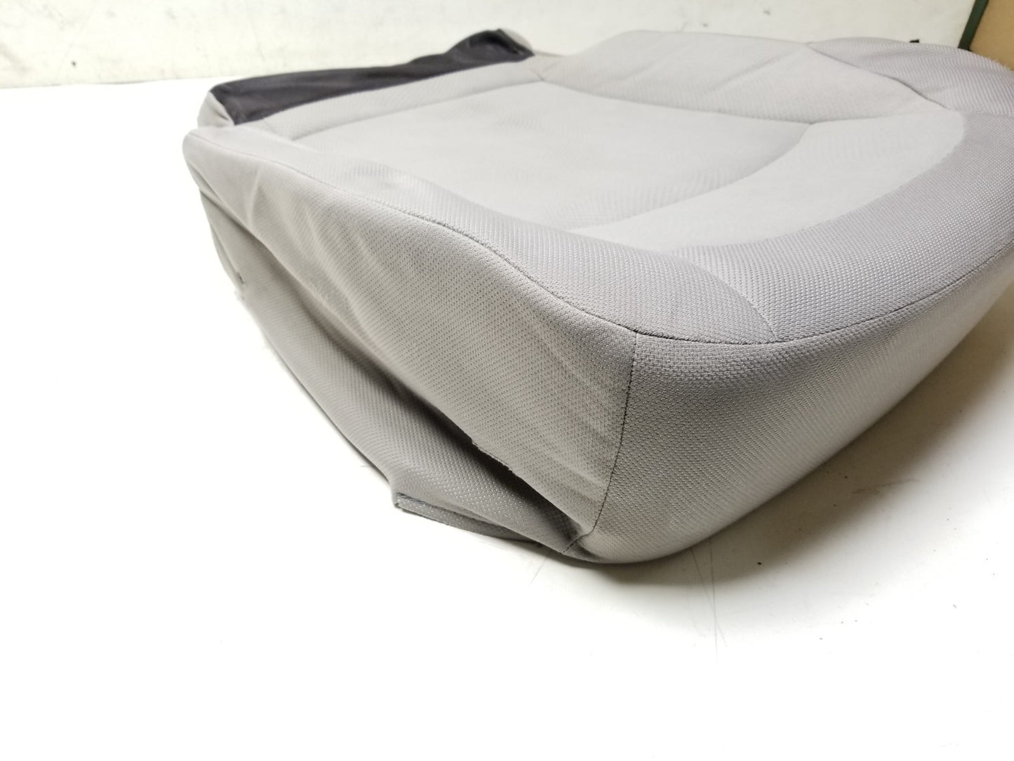2012 - 2015 Nissan Rogue Front Right Passenger Seat Cushion Bottom Lower OEM
