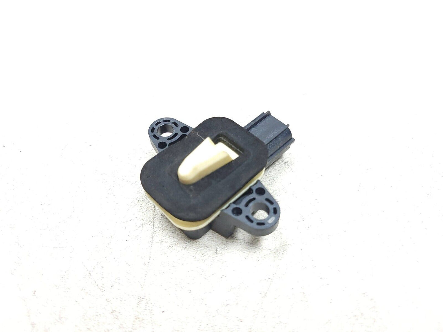 2013 - 2016 Ford Fusion Impact Sensor Ds7t-14c676-aa 2pcs OEM