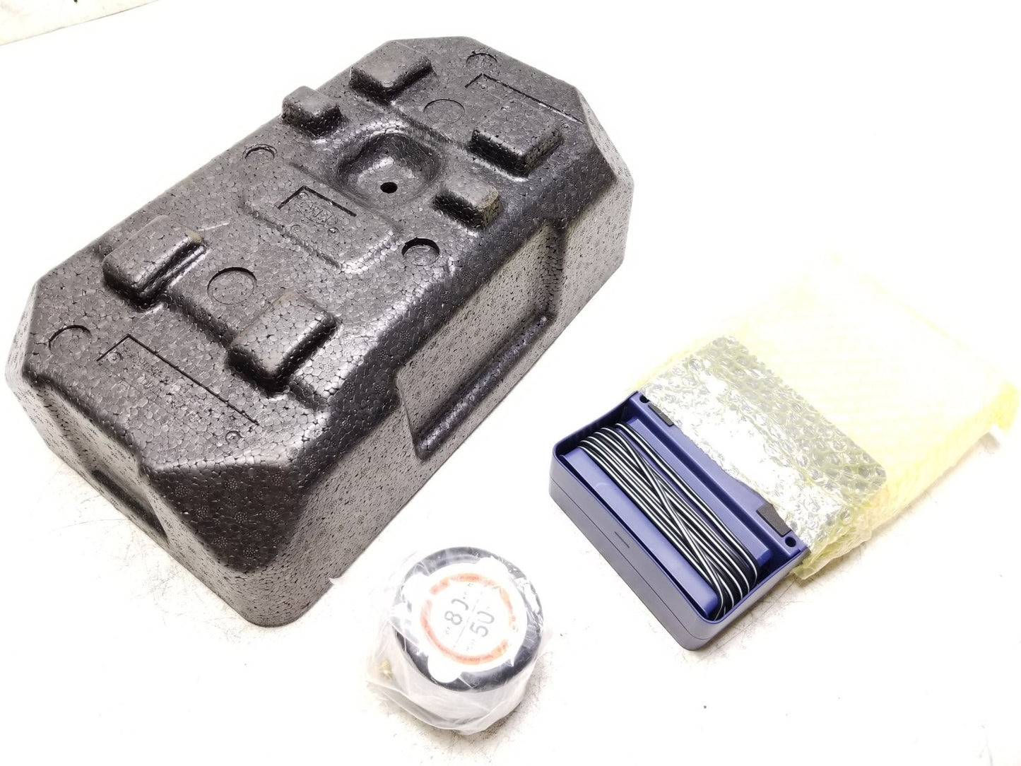2014 - 2019 Kia Soul Tire Inflator W/ Tire Sealant Sealer OEM