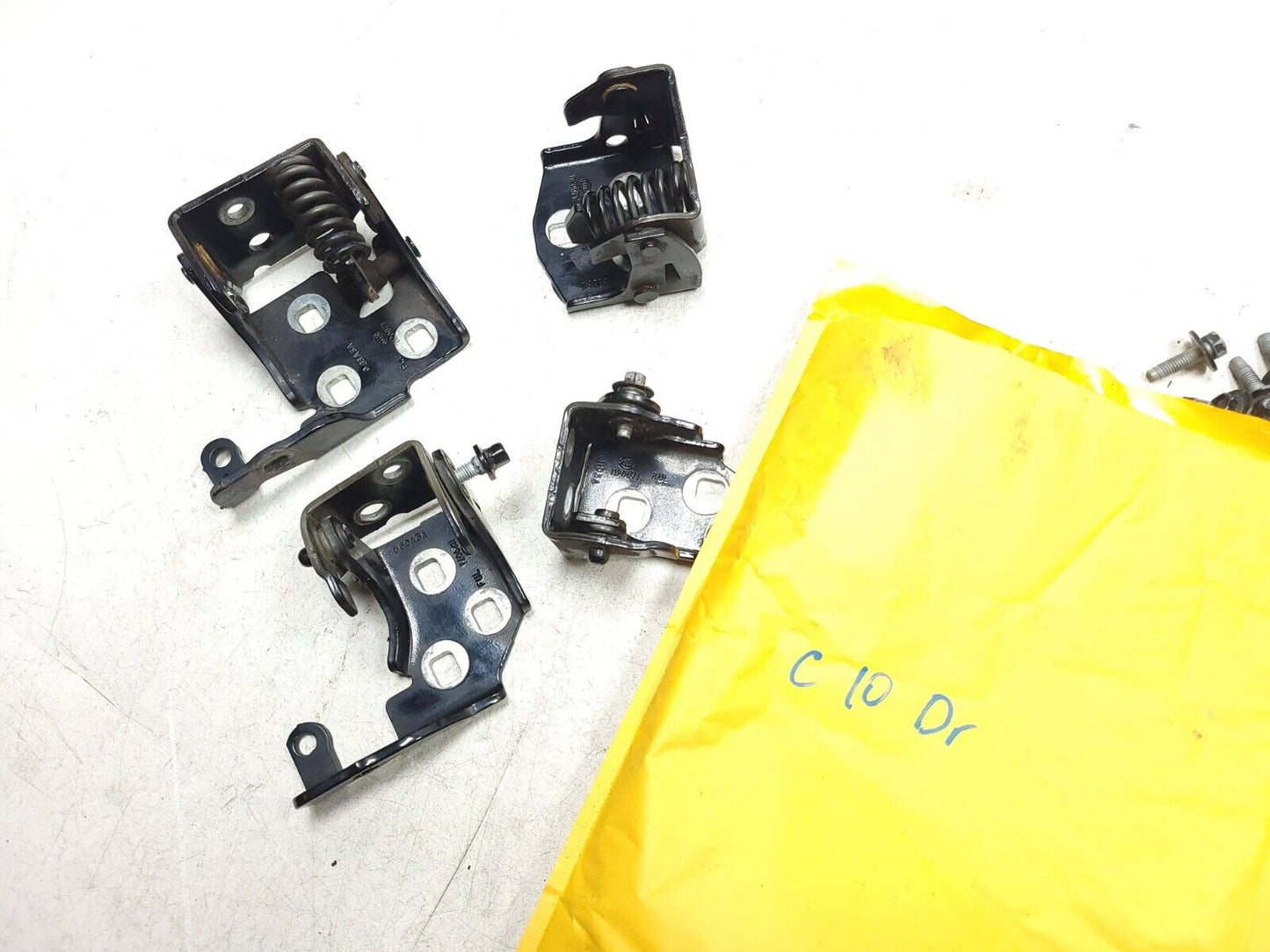 10-14 Chevrolet Suburban Door Hinge Driver Side Left OEM