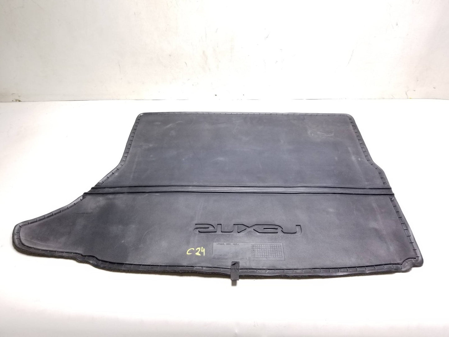 11-17 Lexus CT200h Floor Carpet Trunk Cargo Mat Pt208-76111 Oem✅