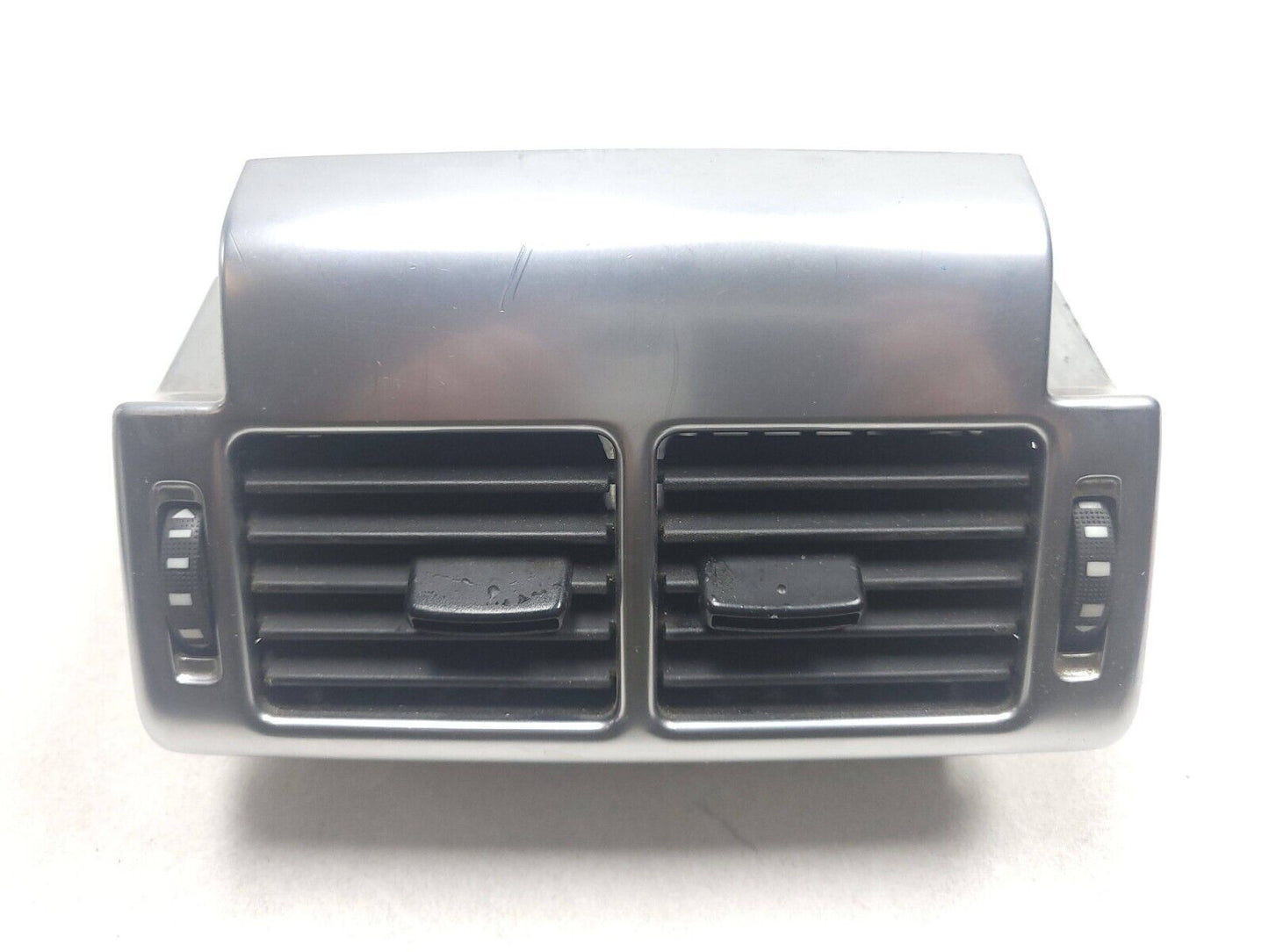 2006-2009 Range Rover Center Console Rear Air Vent 500220puy OEM