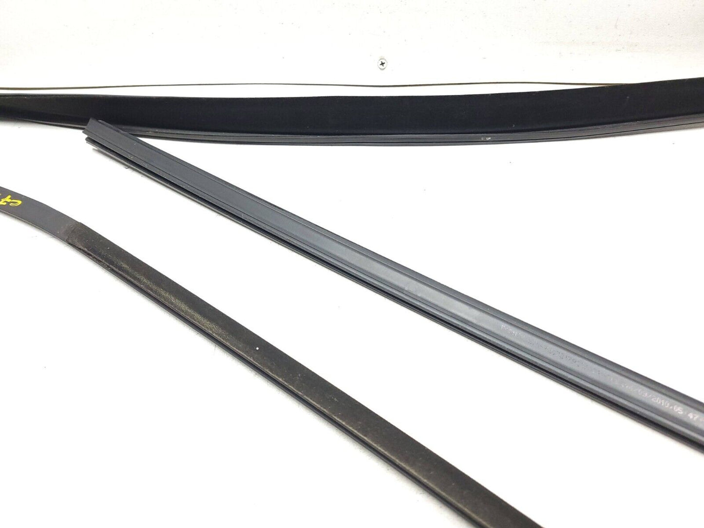 07-13 BMW E70 X5 Door Window Chanel Trim & Seal Front Driver Side Left 4pcs OEM