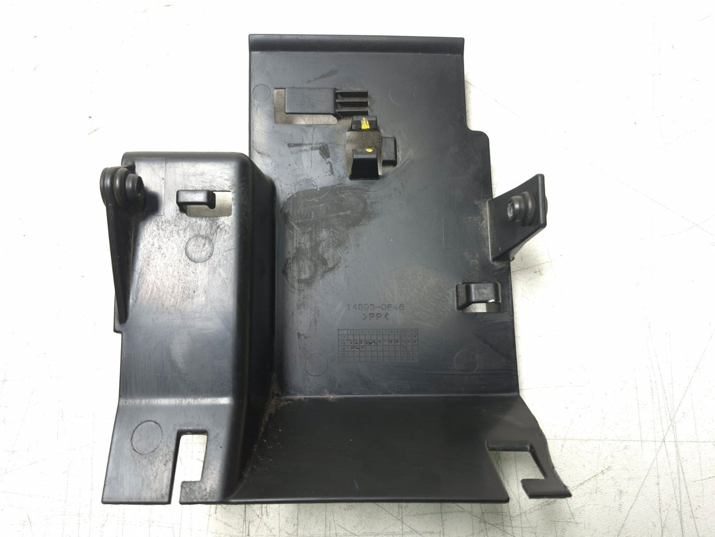 2019 Kawasaki Z400 Er400d Cdi Ecu Tray Cover OEM