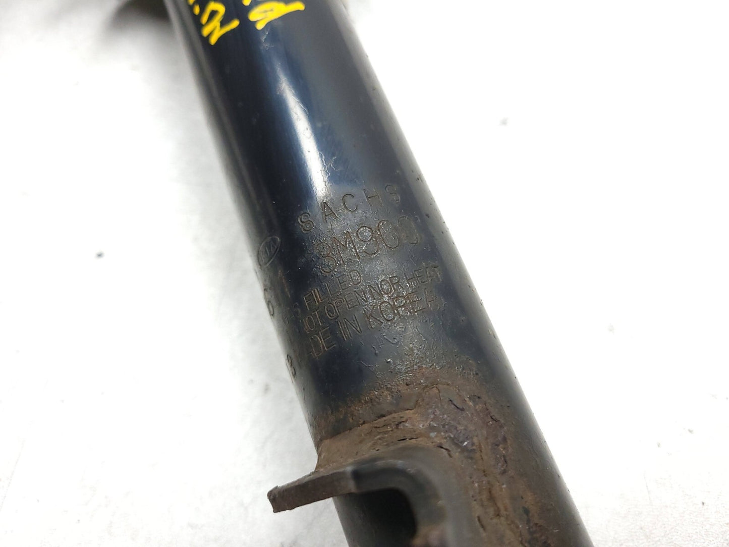 09-11 Hyundai Genesis Front Shock Strut Absorber Pair OEM Sedan