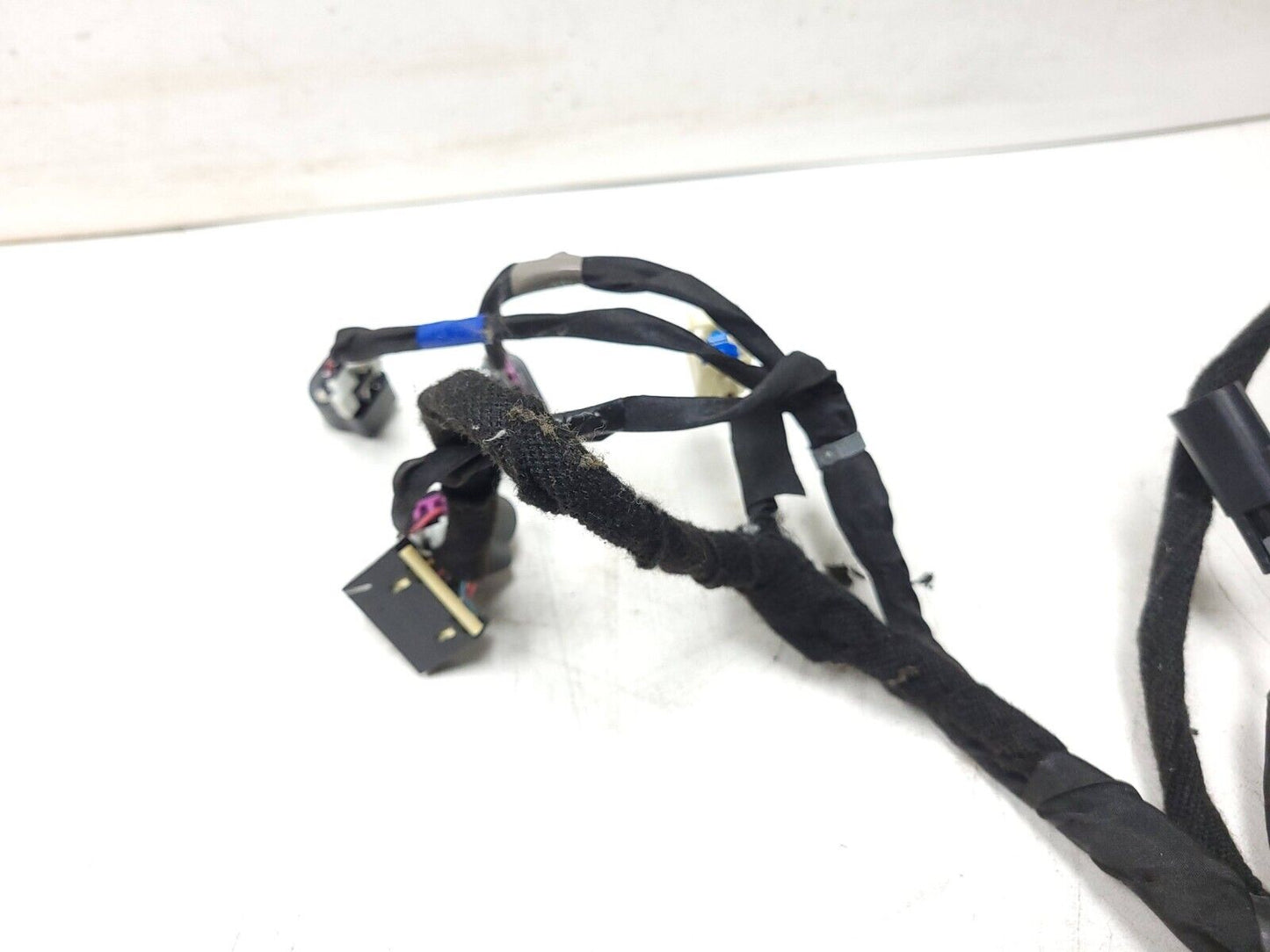 2010 - 2014 Chevrolet Suburban Trunk Wire Harness OEM