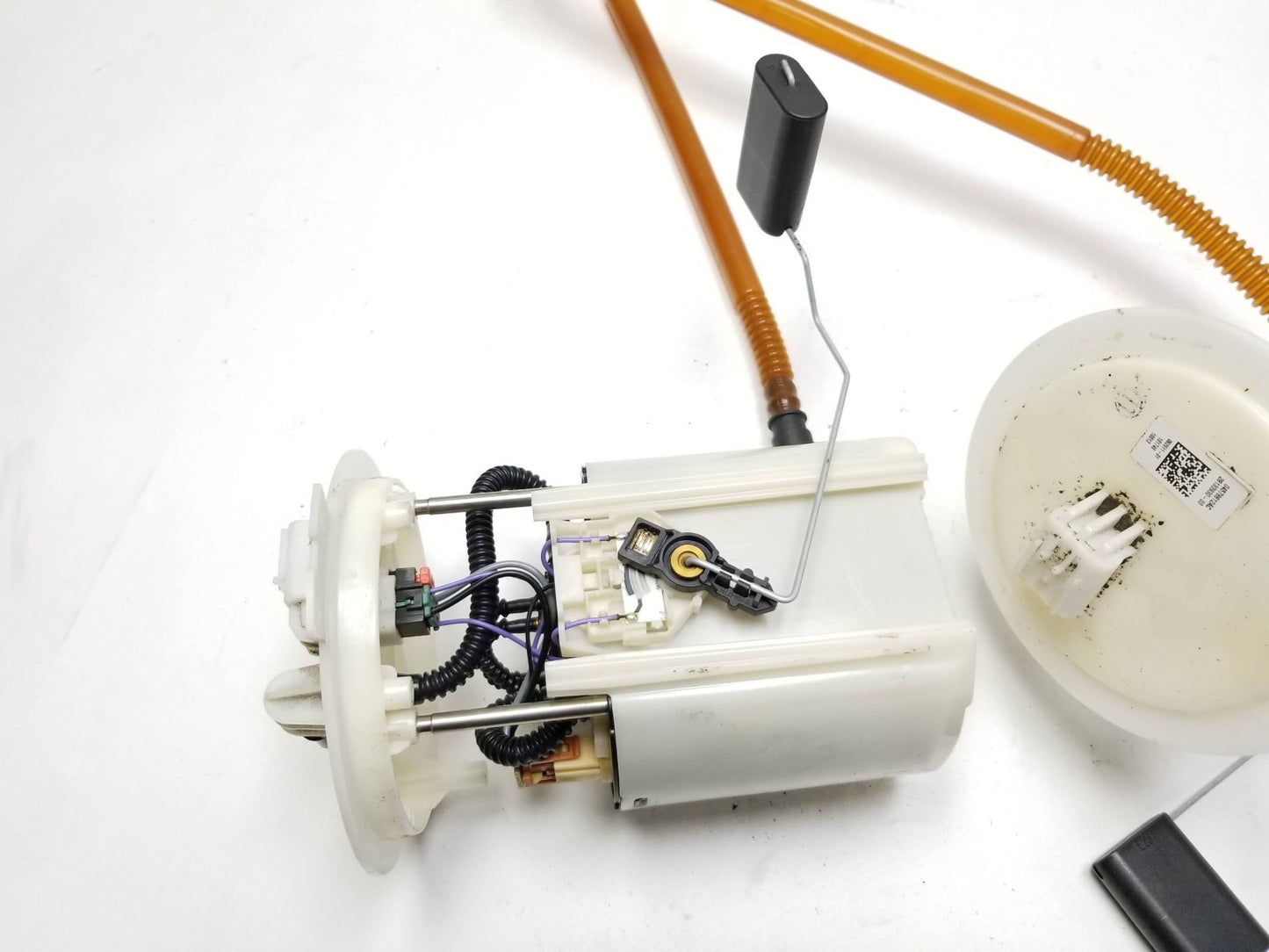 2012 Jeep Grand Cherokee Fuel Pump Assembly OEM