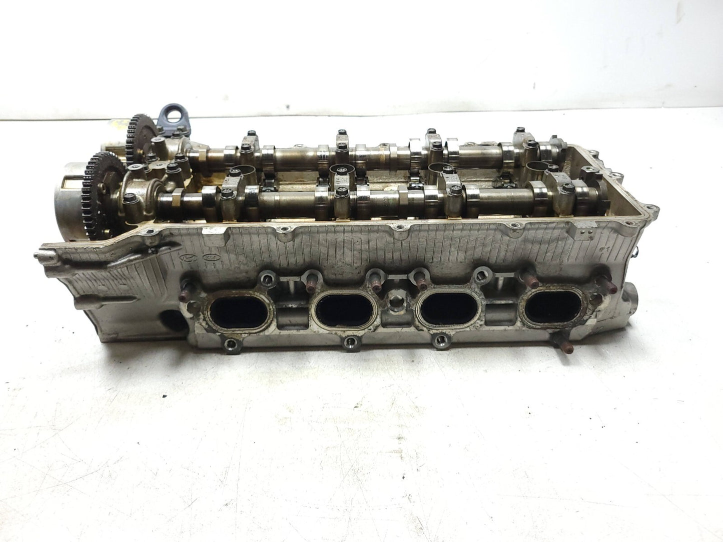 09-12 Hyundai Genesis Engine Cylinder Head Left & Right Pair OEM 4.6l