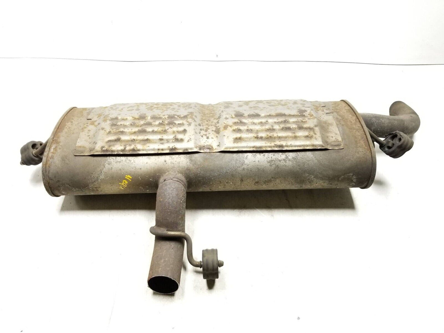 2010 - 2017 Chevrolet Equinox Exhaust Muffler 2.4l OEM
