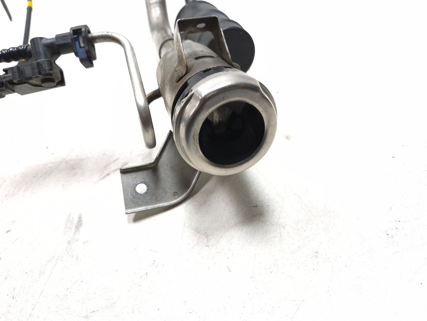 2014 Fiat 500l Fuel Tank Filler Neck Hose Pipe OEM