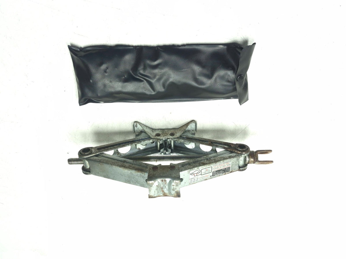 2007 Honda Fit Jack W/ Tools Set 89310-s5a-013 OEM