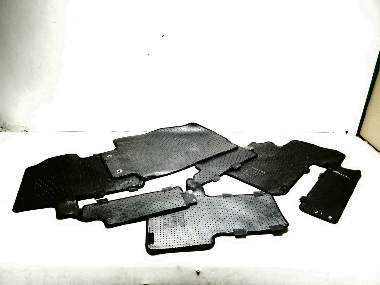 2007 - 2015 Mazda Cx-9 Floor Mat Carpet Front & Rear 4pcs OEM