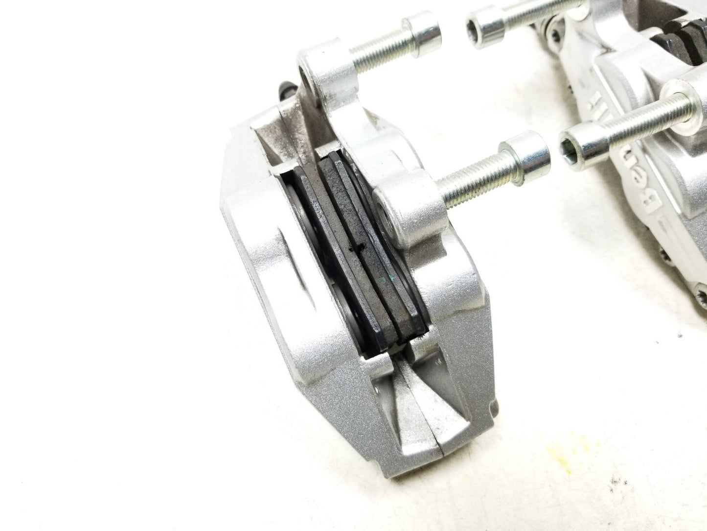 20 - 24 Benelli 302s Front Brake Caliper Left & Right Pair OEM 1609 Miles