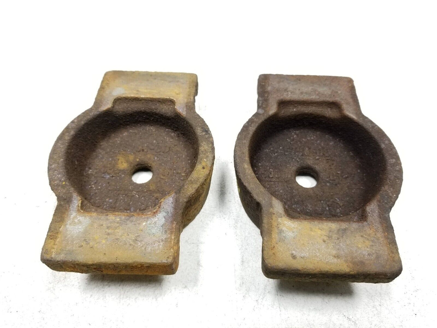 10 - 13 Ford Transit Connect Leaf Spring Mount Bracket 1477384 Pair OEM