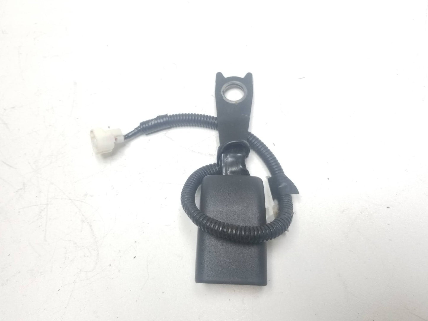 2011 - 2016 Scion Tc Front Passenger Seat Belt Buckle OEM