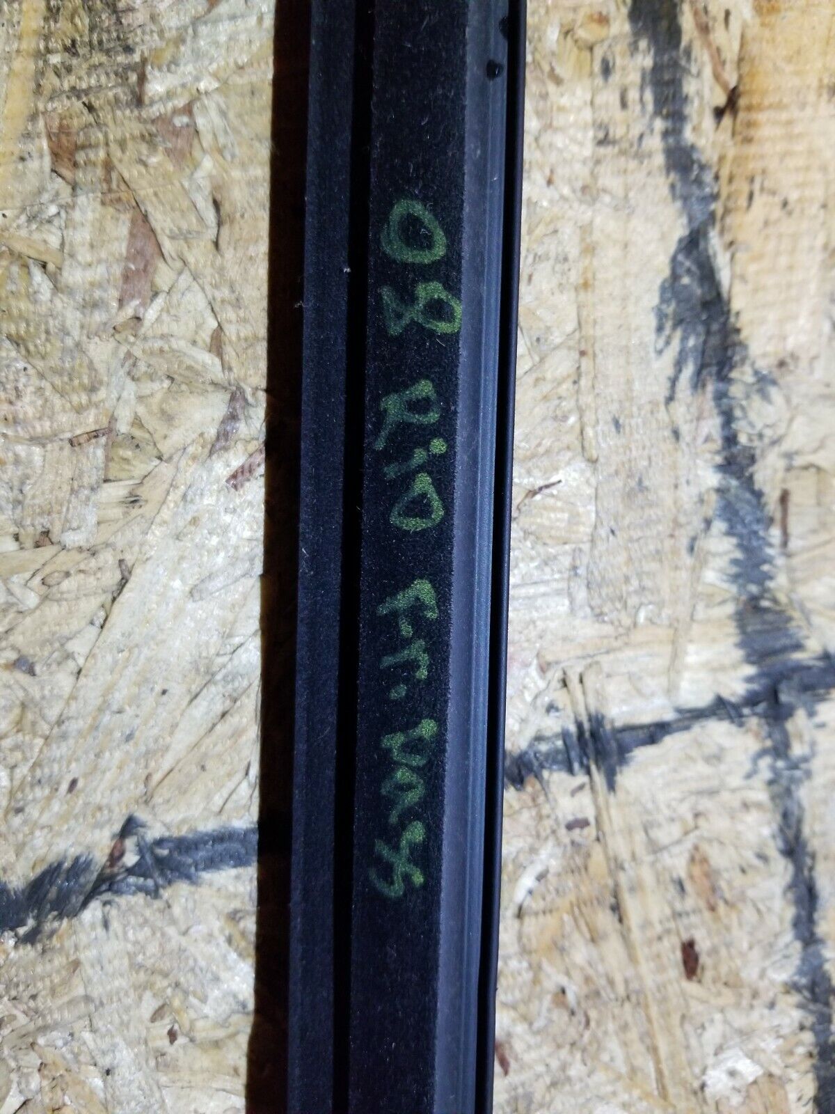 06 07 08 09 10 Kia Rio5 Front Right Pass Door Window Belt Seal Molding OEM