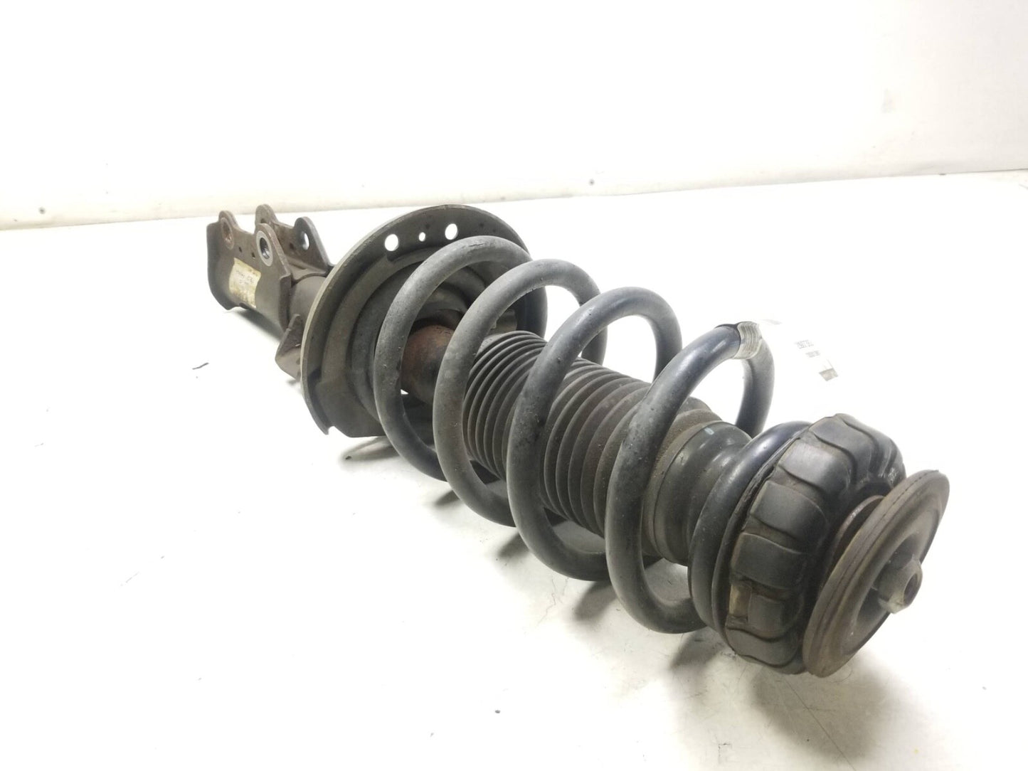 2010 - 2016 Cadillac SRX Shock Strut Absorber Front Side Right & Left OEM