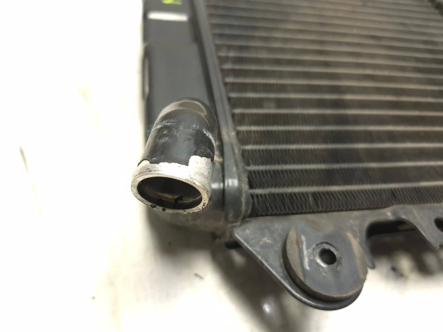 2007 Kawasaki Ninja 250 Ex250 F Cooling Radiator W/ Screen OEM