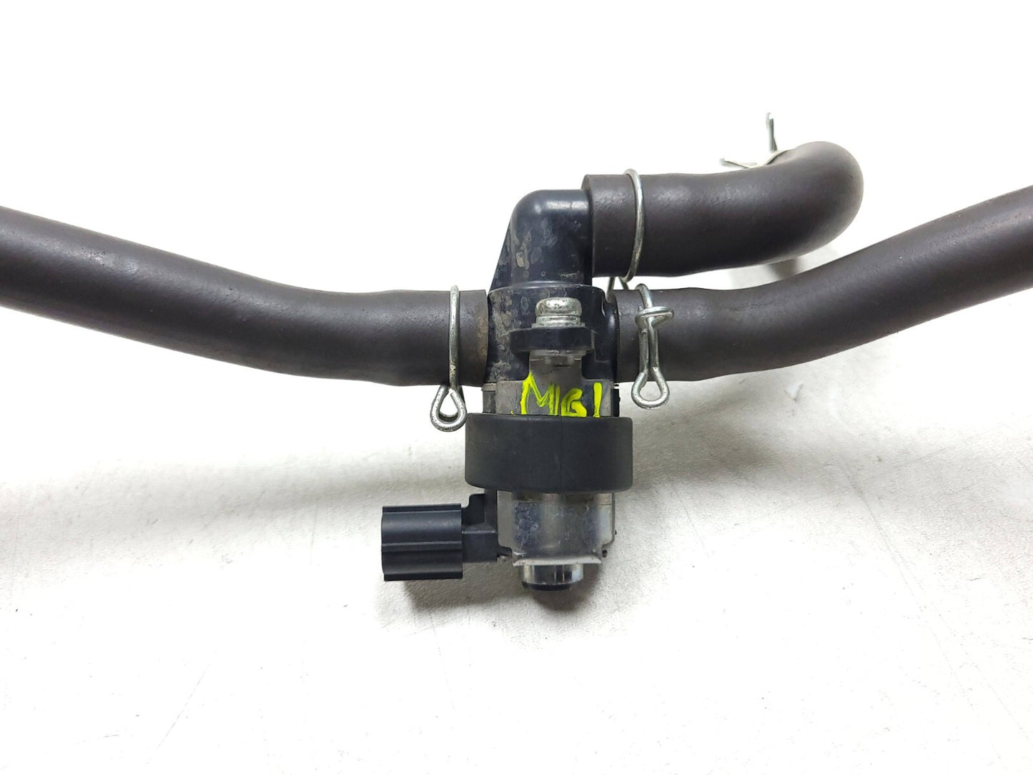 2006 2007 Honda Cbr1000rr Secondary Air Valve Solenoid OEM