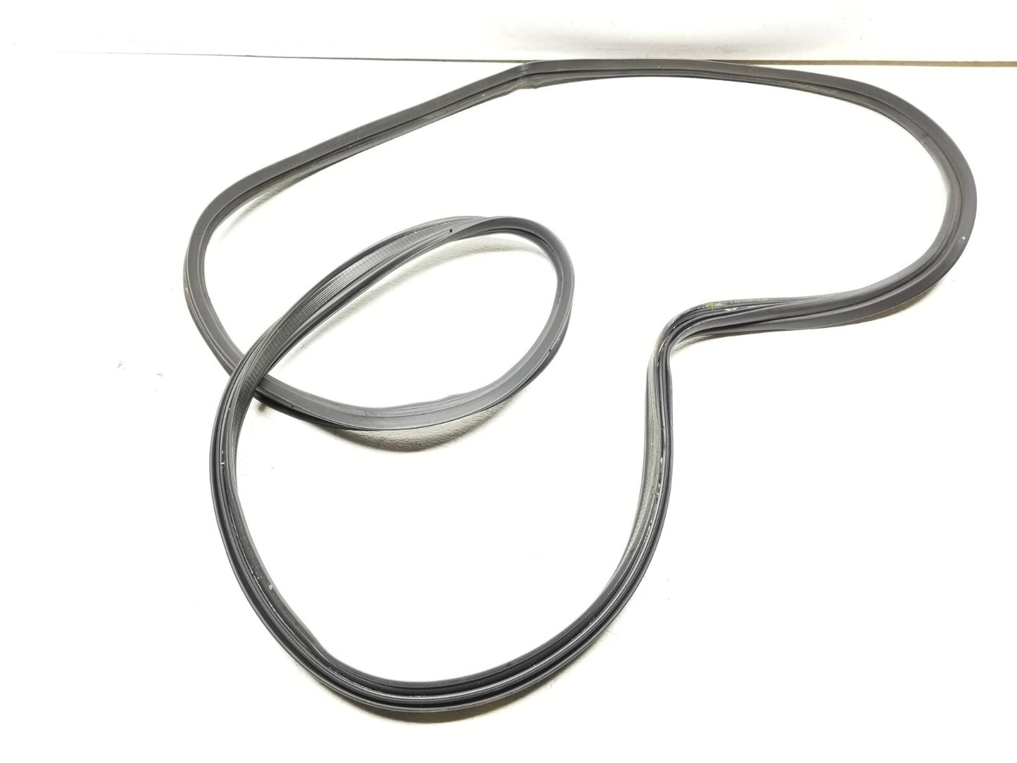 15 16 17 18 19 Chrysler 300 Trunk Weather Strip Seal OEM 42k