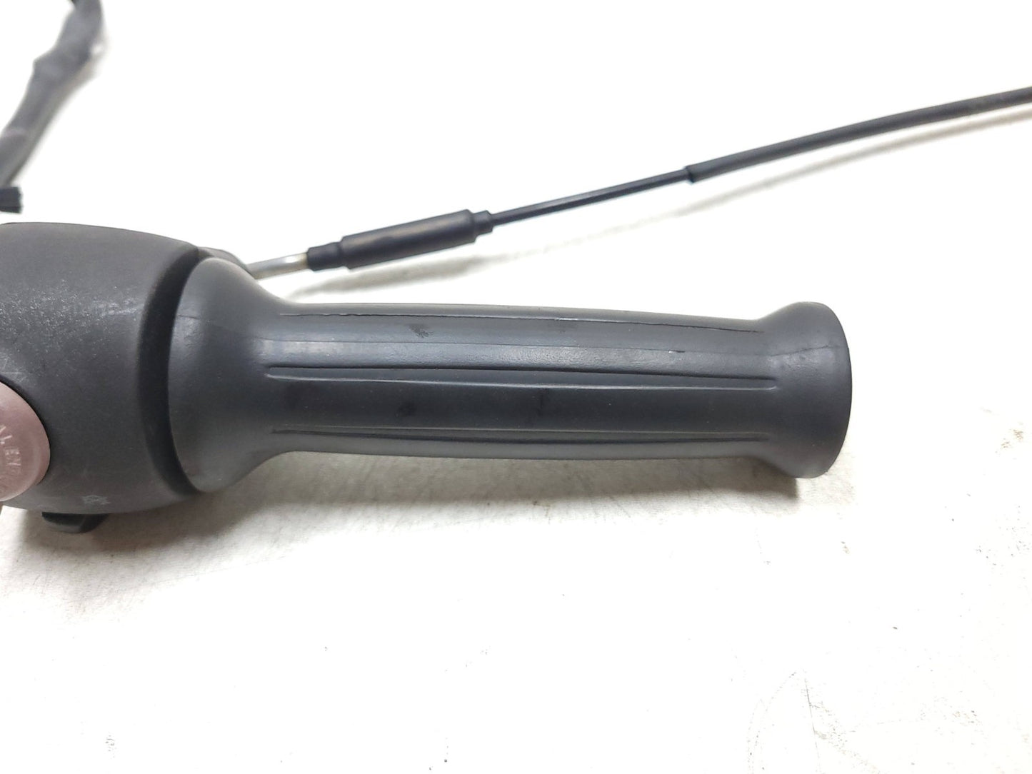 22-24 Royal Enfield Classic 350 Right Handlebar Kill Switch & Throttle Grip OEM