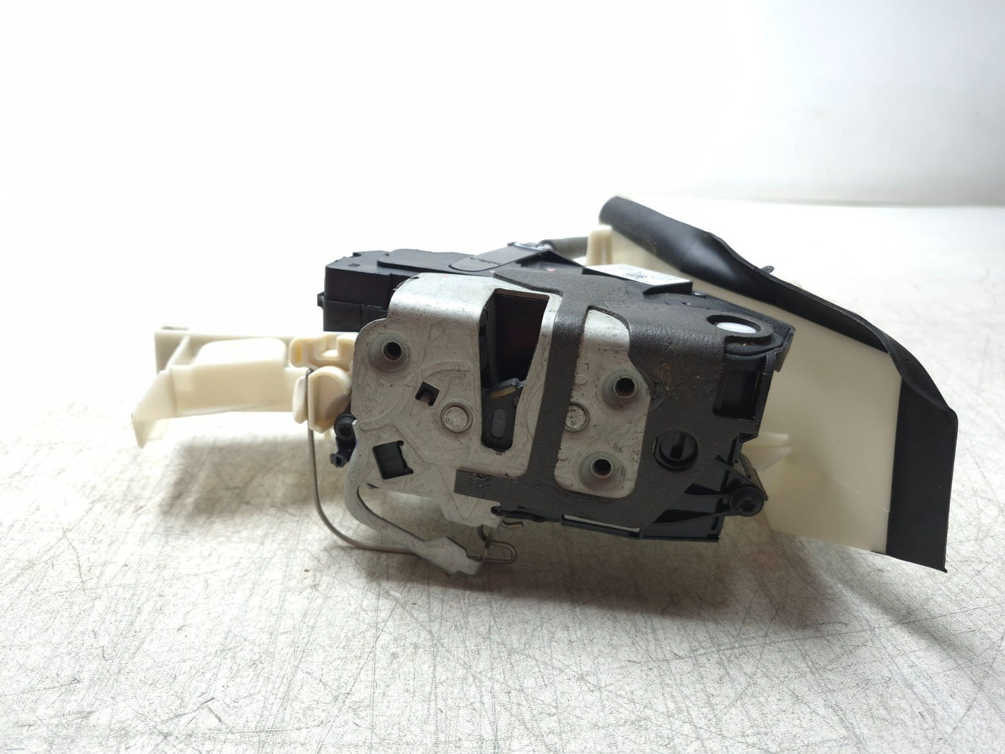 2017 Ford Focus St Rear Door Lock Latch Actuator Right Passenger Side OEM