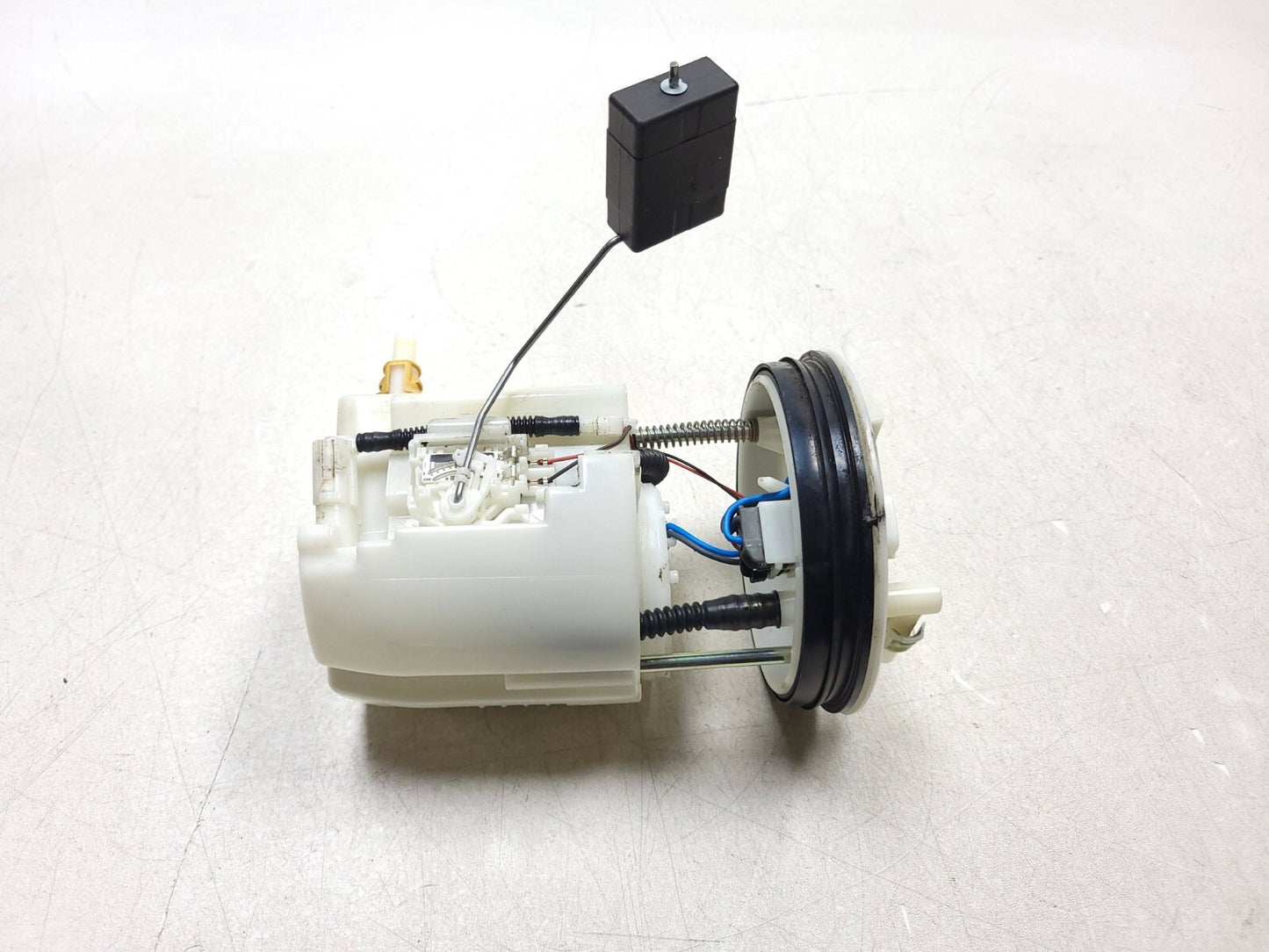 13 - 16 Scion Fr-s Frs Fuel Pump W/ Level Sensor OEM