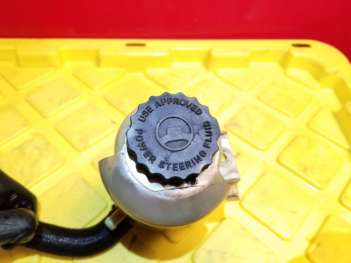 11-15 Chrysler 200 Power Steering Fluid Reservoir OEM 133k