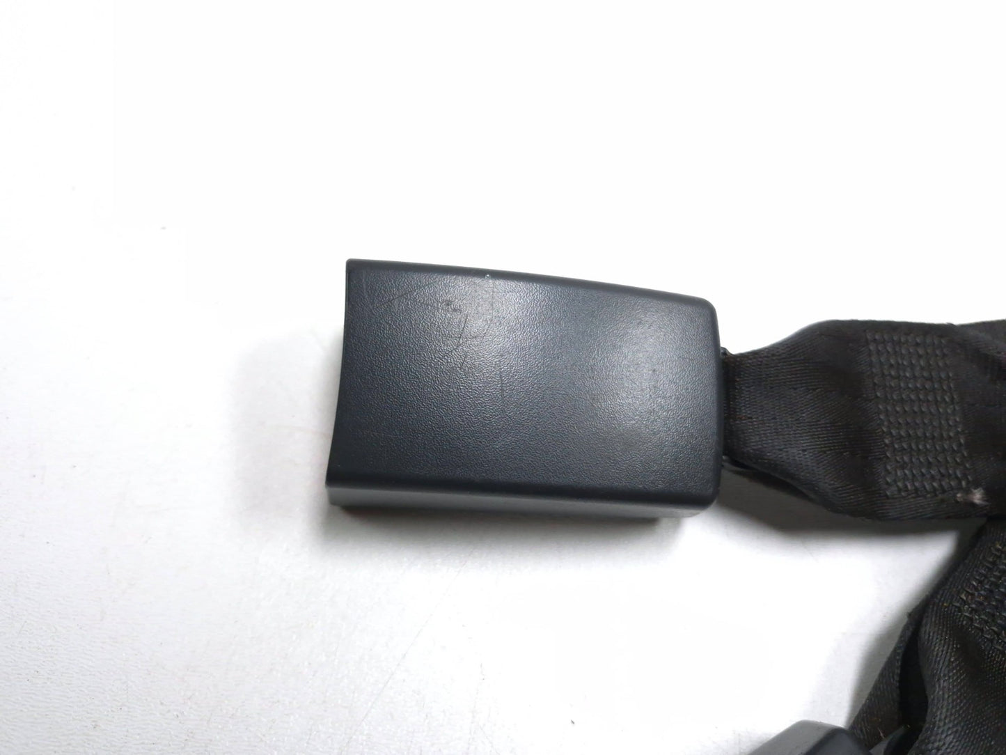2010 Dodge Caliber Sxt Rear Seat Belt Buckle 2pcs OEM