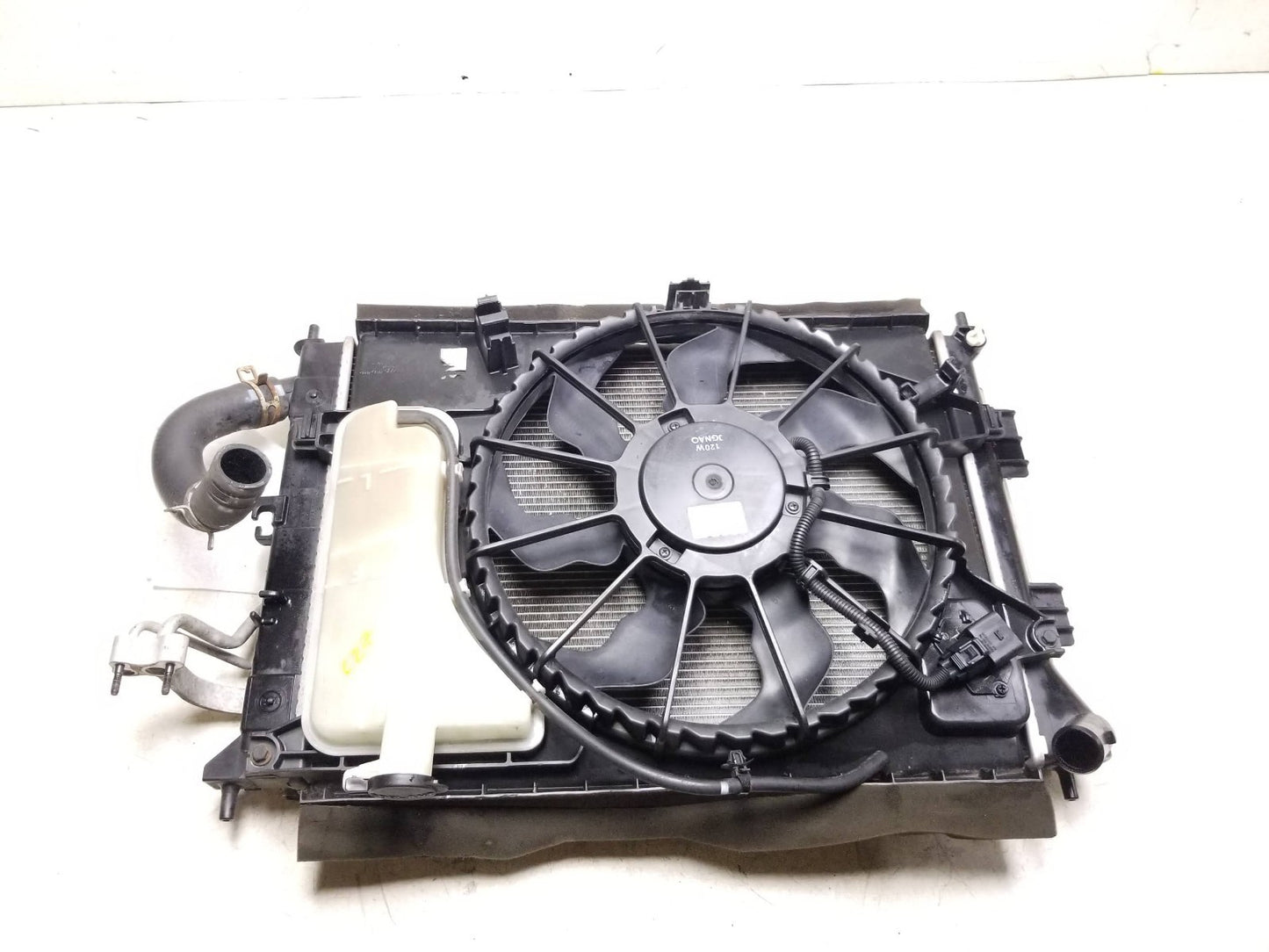 2014 - 2019 Kia Soul Radiator Cooling W/ AC Radiator OEM
