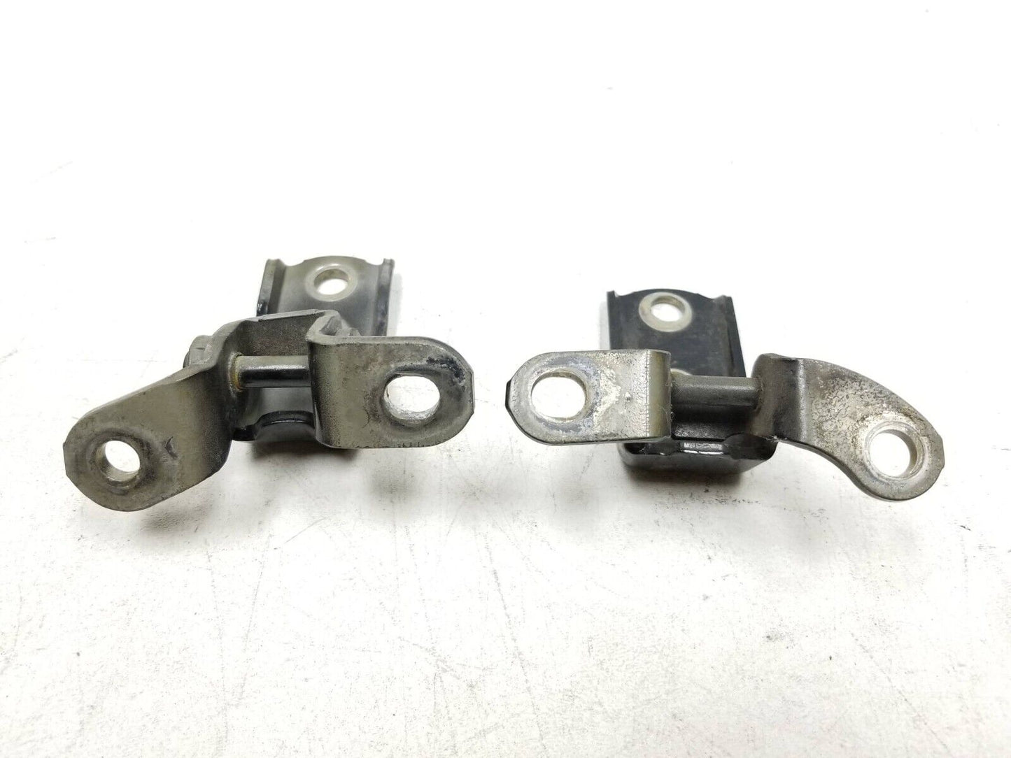 2007-2011 Toyota Camry Door Hinge Passenger Side Right Front & Rear  OEM